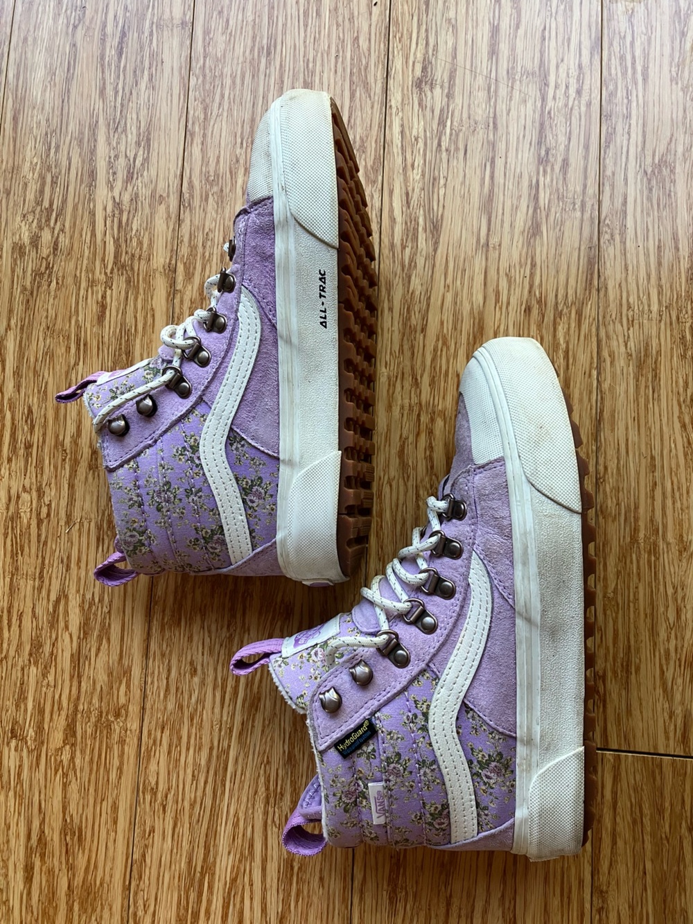 Vans Sk8-Hi MTE 2 Winterized Boots Lavender Lupine Floral (Women's Size 6)